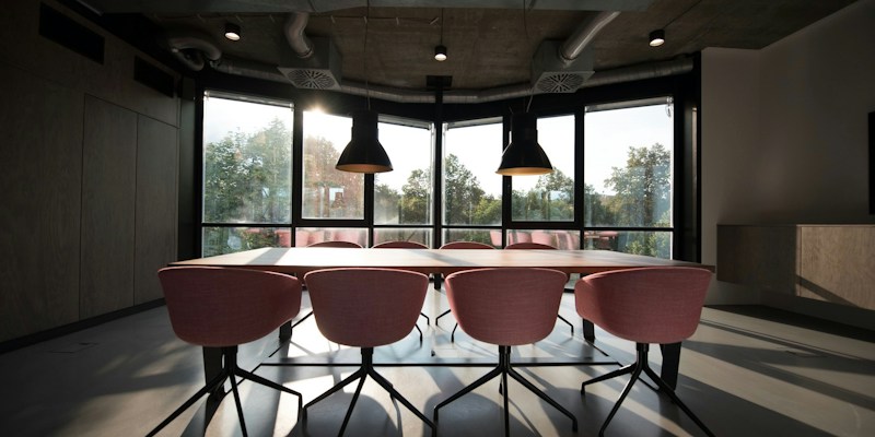 Carefully arranged contemporary workspace reflecting clarity and craft
